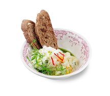 Тартар из гребешка с кремом из пармезана