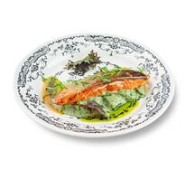 Филе лосося с грушей, шпинатом и сыром горгонзола