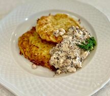 Драники с курицей и грибами