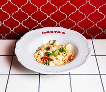 Орзо с тигровыми креветками