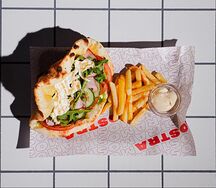 Бургер с ветчиной и сыром страчателла