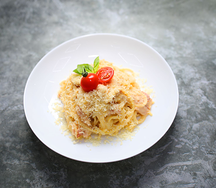 Паста с грибами и курицей