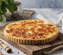 Киш с творожным сыром и шпинатом