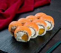 Филадельфия с мандарином