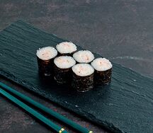 Ролл с креветкой