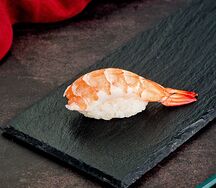 Суши с креветкой