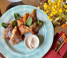 Блины с творогом и яблоками