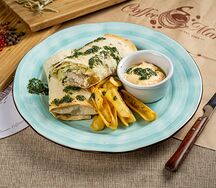 Твистер с курицей и свежими овощами