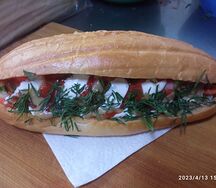 Булка со свининой