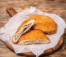 Беляш с мясом