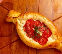 Хачапури с пепперони