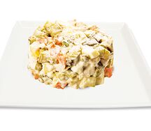 Салат Оливье с копченой курицей