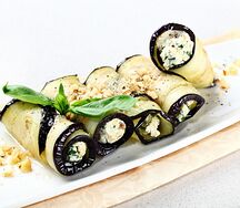 Рулетики из баклажанов