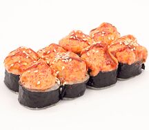 Ролл Янь под розовым соусом с крабом сурими