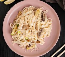 Сливочная лапша с курицей