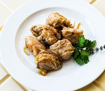 Индейка в луковой карамели