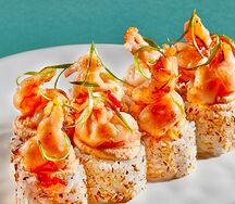 Ролл с жареной креветкой и сыром Том Ям