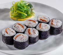 Маки с жареным угрем