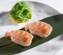 Суши с тигровой креветкой