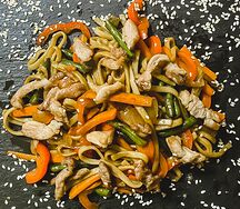 Удон со свининой