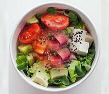 Поке с лососем и тунцом