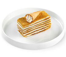 Пирожное Медовик