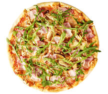 Пицца с курицей и беконом