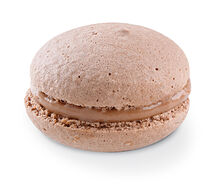 Макарон сникерс