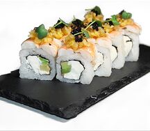 Ролл с креветкой и грушей