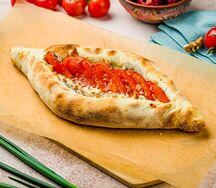 Хачапури по-аджарски с мясом