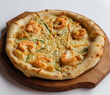 Пицца с креветками