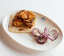 Куриное бедро на гриле