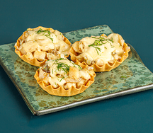 Корзиночки с курицей и грибами