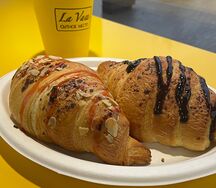 Круассан Шоколад-малина