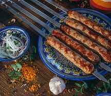 Люля-кебаб из курицы на компанию