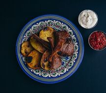 Каре ягненка с печёным картофелем