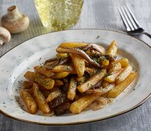 Картофель мини, жаренный с грибами