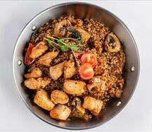 Японский рис с куриным филе