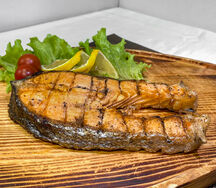 Стейк семги на мангале