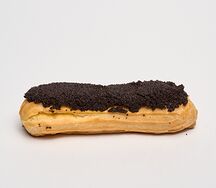 Эклер с маком