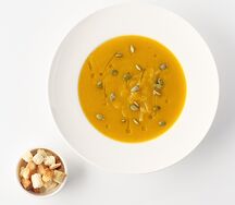 Тыквенный крем-суп с крутонами