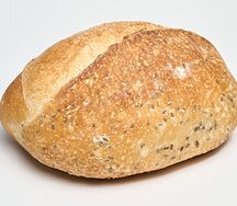 Деревенский хлеб со льном