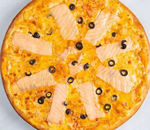 Пицца с лососем