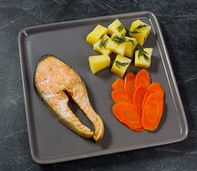 Кета на пару с овощами