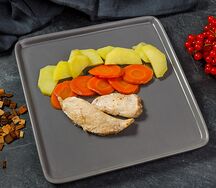 Куриная грудка с овощами на пару