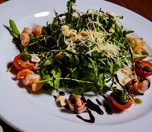 Руккола с креветками