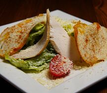 Цезарь с курицей