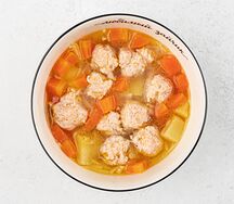 Суп с куриными фрикадельками