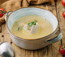 Суп куриный с лапшой