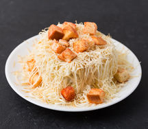 Салат Цезарь с курицей